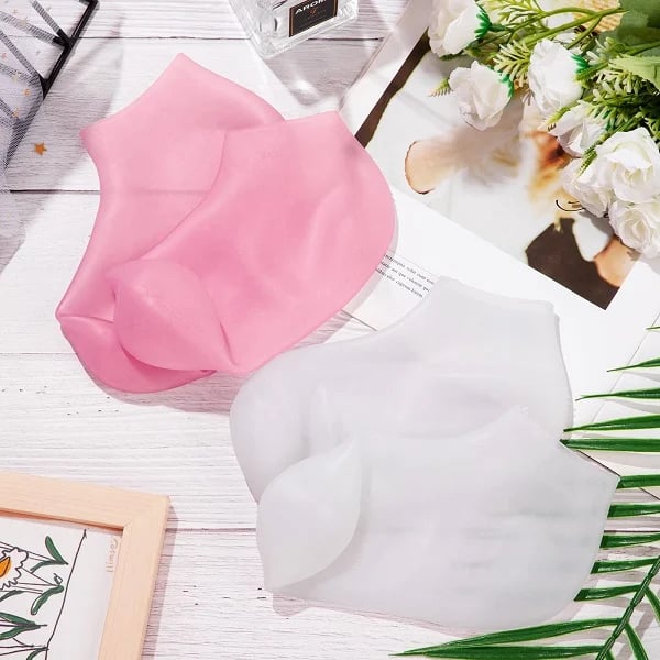 🧴 Pair with Your Lotion for Deep Moisture!🔥Women's Foot Care Silicone Socks