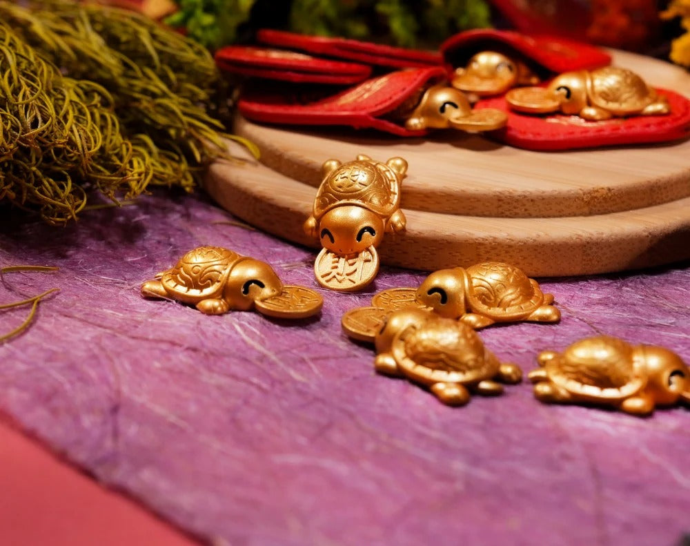 ✨ Bites onto Luck 🐢2026 Golden Turtle Charm(⏰Limited Stock)