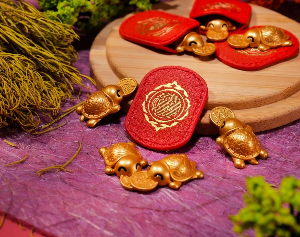 ✨ Bites onto Luck 🐢2026 Golden Turtle Charm(⏰Limited Stock)