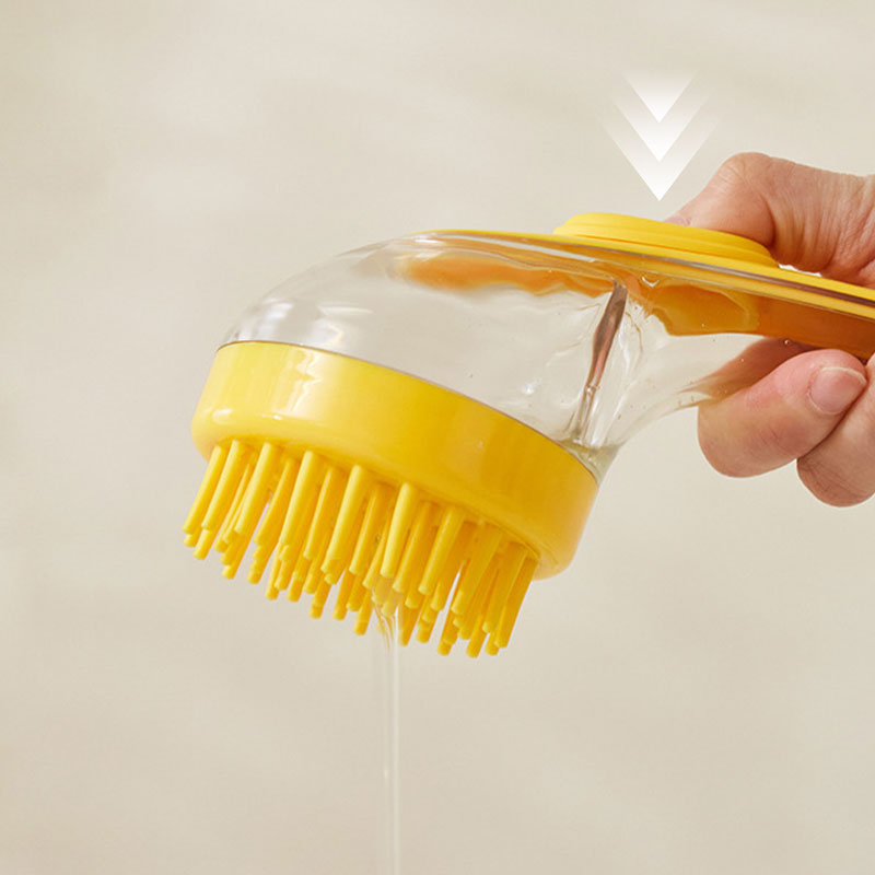 🐾 The Pet Bathing Hack Every Dog Owner Needs!🐶🐱Pet Bath Brush with Built-In Shampoo Dispenser🧼