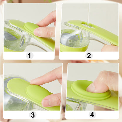 🐾 The Pet Bathing Hack Every Dog Owner Needs!🐶🐱Pet Bath Brush with Built-In Shampoo Dispenser🧼