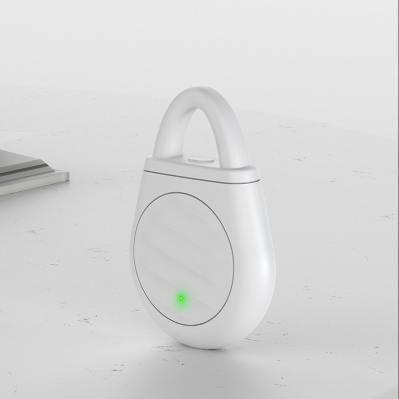 🐦 No More Trouble from Birds & Pests! 🍃✨ Pocket-Sized Ultrasonic Repeller Keychain!